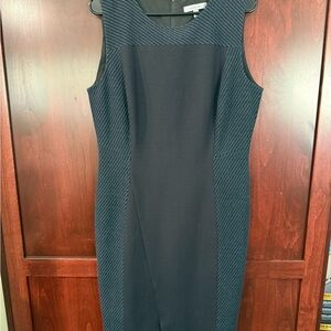 Classiques Entier Green Sleeveless Sheath Dress